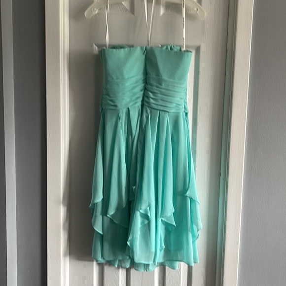 David’s bridal grad dress - Picture 5 of 6